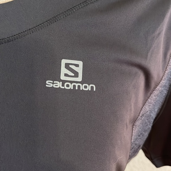 NWOT Salomon Woman's Running Shirt - Picture 2 of 7